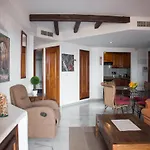 Piso Estilo Mediterráneo A 200m De La Playa