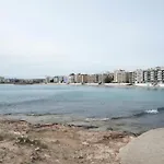 Piso Estilo Mediterraneo A 200m De La Playa * 托雷维耶哈
