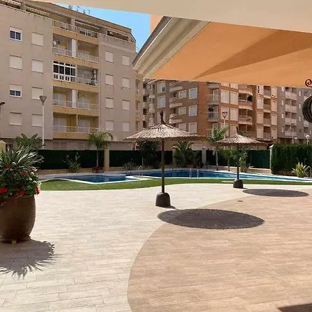 Piso Estilo Mediterraneo A 200m De La Playa 公寓 托雷维耶哈