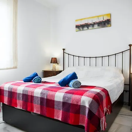 Piso Estilo Mediterraneo A 200m De La Playa * تورّيفيِخا
