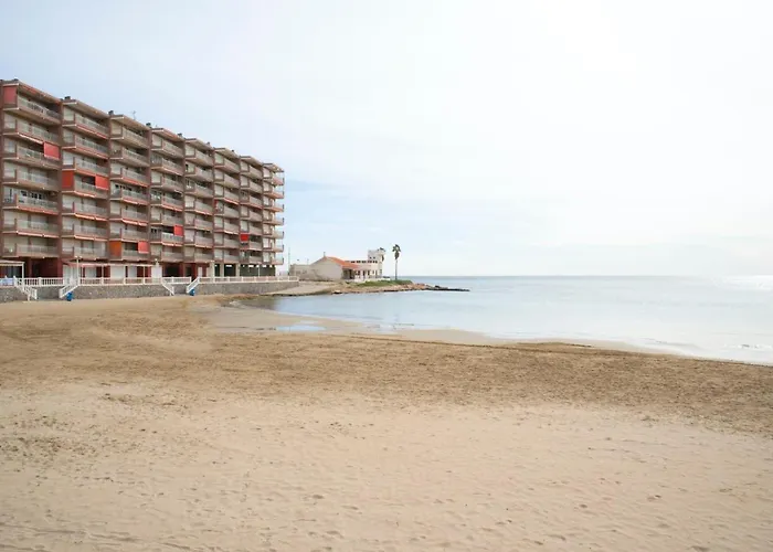 Piso Estilo Mediterraneo A 200m De La Playa Apartament