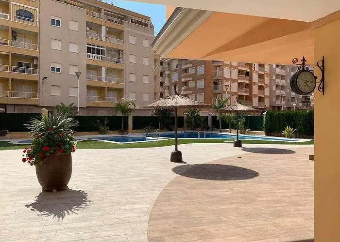 Piso Estilo Mediterraneo A 200m De La Playa Apartament Torrevieja