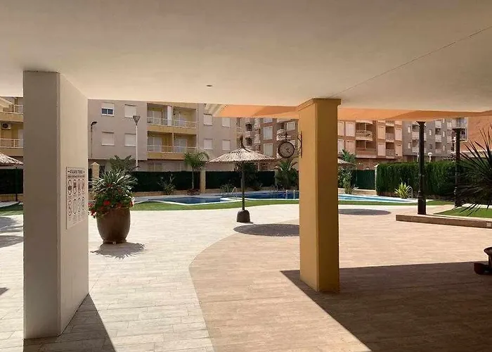 Piso Estilo Mediterraneo A 200m De La Playa Torrevieja