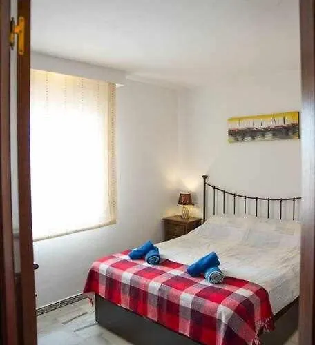 Piso Estilo Mediterraneo A 200m De La Playa